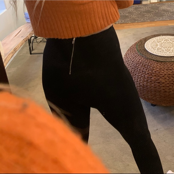 Superdown Stallion Pant - Size XXS (Sold out on Revolve and Superdown) - Picture 4 of 6